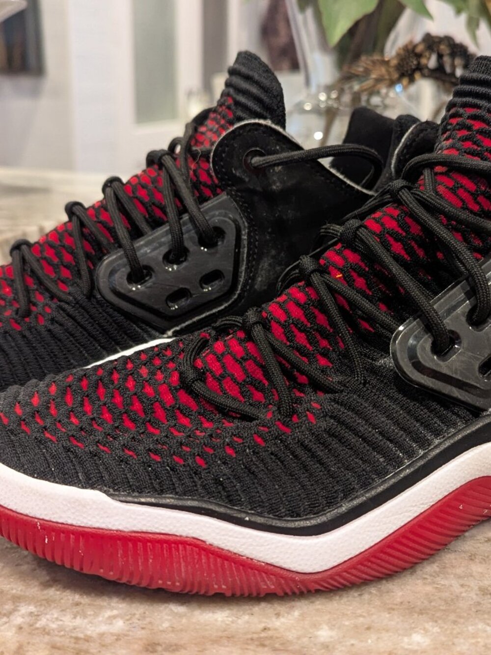 Jordan DNA LX Black size 10.5 in good condition